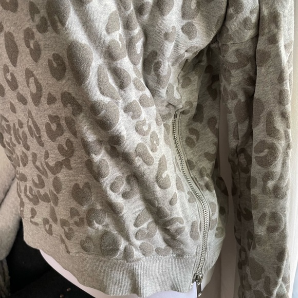 Rails Leopard Print Sweatshirt - Picture 2 of 3